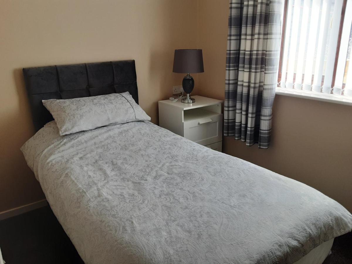 3-Bed Bungalow Near Conwy Valley Close To Castle Colwyn Bay Zewnętrze zdjęcie